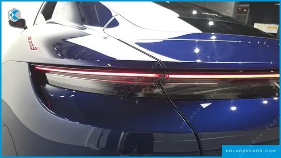 PORSCHE TAYCAN 4S