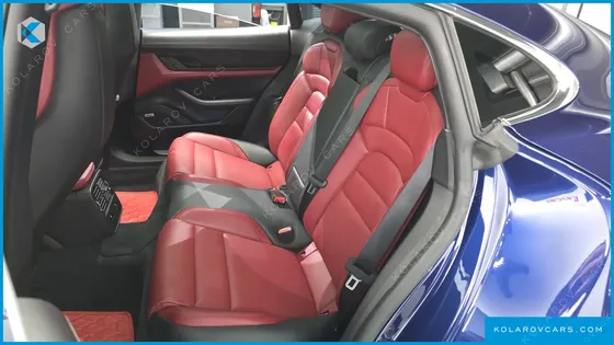 PORSCHE TAYCAN 4S