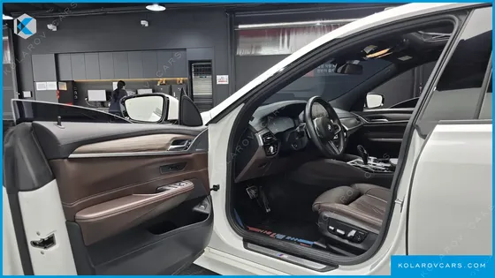 BMW GRAN TURISMO (GT) 630I XDRIVE M SPORT