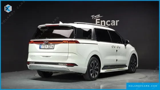 KIA CARNIVAL DIESEL 7-SEATER SIGNATURE