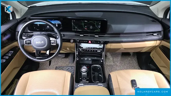 KIA CARNIVAL DIESEL 7-SEATER SIGNATURE