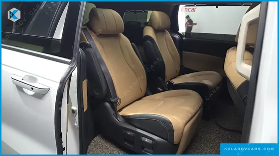 KIA CARNIVAL DIESEL 7-SEATER SIGNATURE