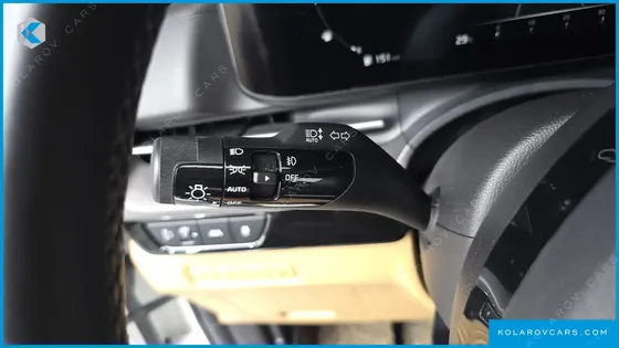 KIA CARNIVAL DIESEL 7-SEATER SIGNATURE