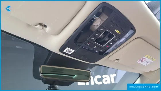 KIA CARNIVAL DIESEL 7-SEATER SIGNATURE