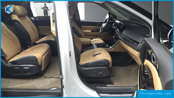 KIA CARNIVAL DIESEL 7-SEATER SIGNATURE