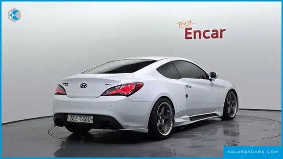 HYUNDAI GENESIS 200 TURBO S