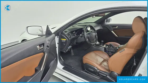 HYUNDAI GENESIS 200 TURBO S