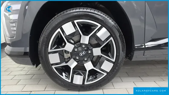 HYUNDAI KONA LONG RANGE