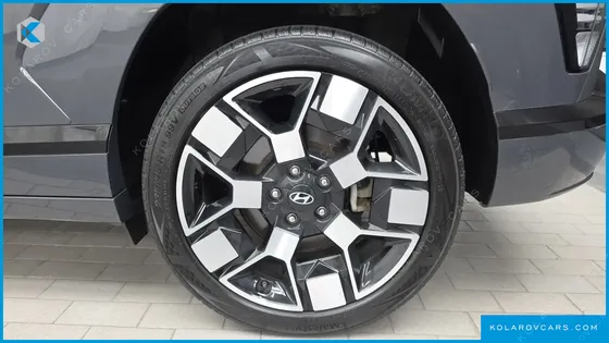 HYUNDAI KONA LONG RANGE