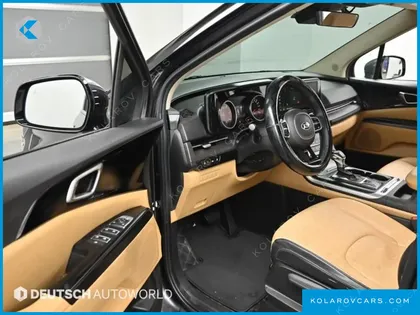 KIA CARNIVAL DIESEL 9-SEATER PRESTIGE