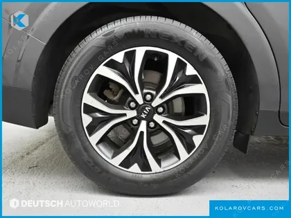 KIA CARNIVAL DIESEL 9-SEATER PRESTIGE
