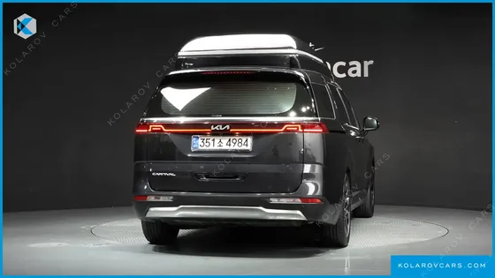 KIA CARNIVAL GASOLINE 9-SEATER SIGNATURE