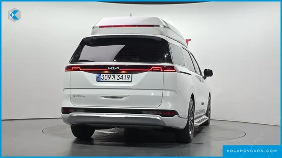 KIA CARNIVAL 9-SEATER HI-LIMOUSINE