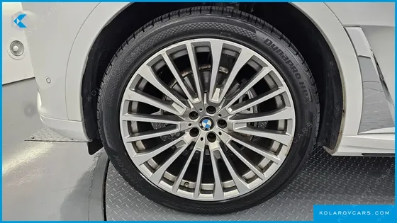 BMW X7 XDRIVE 40I DESIGN PURE EXCELLENCE 7-SEATER