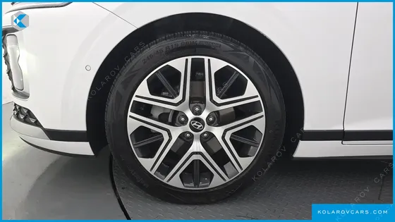 HYUNDAI GRANDEUR 2,5 GASOLINE 2WD