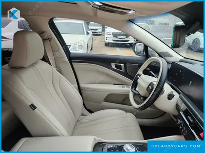 KIA K8 2.5 GASOLINE 2WD