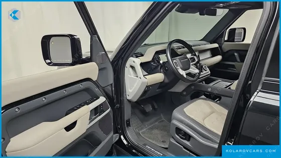 LAND ROVER DEFENDER 110 P300 X-DYNAMIC SE
