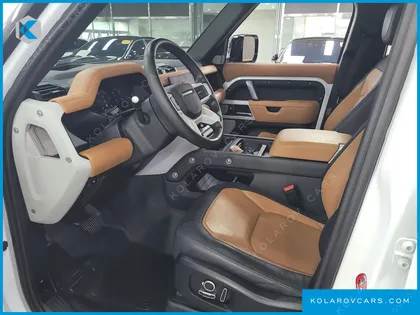 LAND ROVER DEFENDER 130 D300 X-DYNAMIC HSE