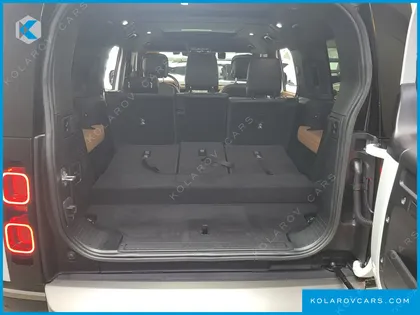 LAND ROVER DEFENDER 130 D300 X-DYNAMIC HSE