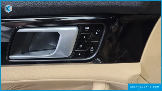 PORSCHE PANAMERA 3.0 AWD
