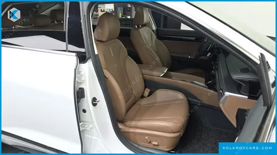HYUNDAI GRANDEUR 2,5 GASOLINE 2WD