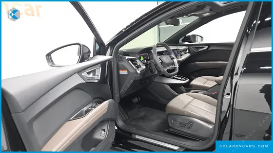 AUDI Q4 E-TRON 40 PREMIUM