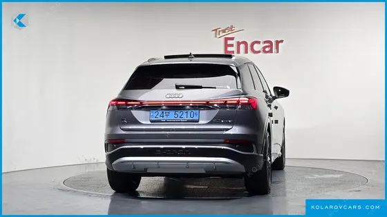 AUDI Q4 E-TRON 40 PREMIUM