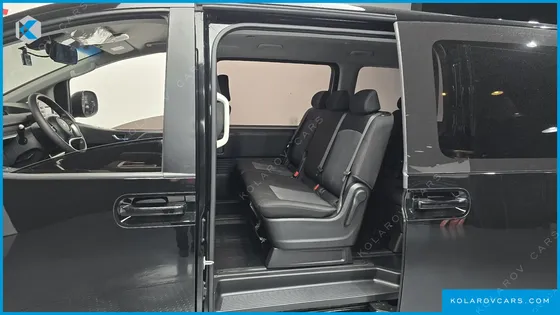 HYUNDAI STARIA TOURER 11-SEATER