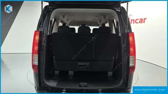 HYUNDAI STARIA TOURER 11-SEATER