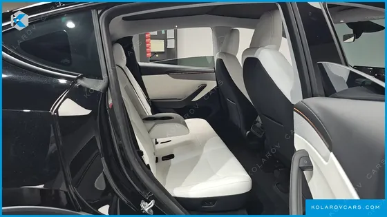 TESLA MODEL Y RWD