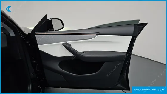 TESLA MODEL Y RWD