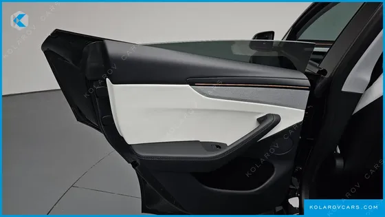 TESLA MODEL Y RWD