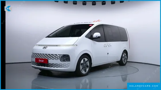 HYUNDAI STARIA 4WD TOURER 9-SEATER