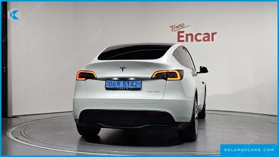 TESLA MODEL Y LONG RANGE AWD