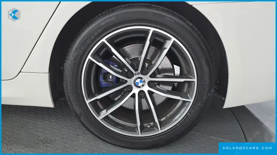 BMW 5 SERIES 520I M SPORT