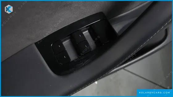 TESLA MODEL 3 STANDARD RANGE PLUE RWD