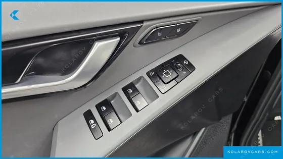KIA NIRO SIGNATURE