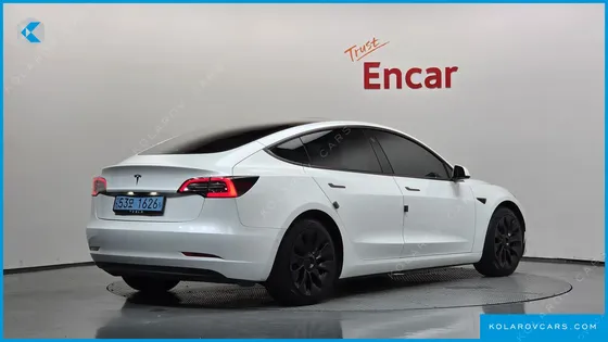 TESLA MODEL 3 RWD