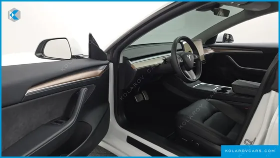 TESLA MODEL 3 RWD