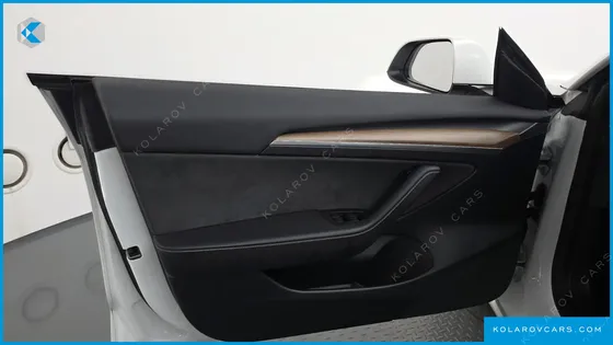 TESLA MODEL 3 RWD