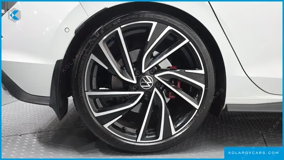 VOLKSWAGEN GOLF 2.0 GTI
