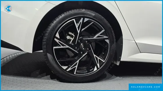 KIA K5 NOBLESSE