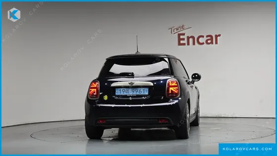 MINI COOPER RESOLUTE EDITION