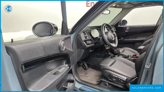 MINI COUNTRYMAN CLASSIC