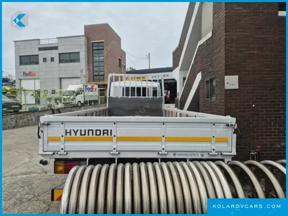 HYUNDAI MEGA TRUCK GOLD
