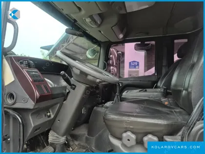 HYUNDAI MEGA TRUCK GOLD