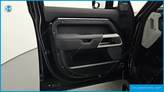 LAND ROVER DEFENDER 110 D240 SE