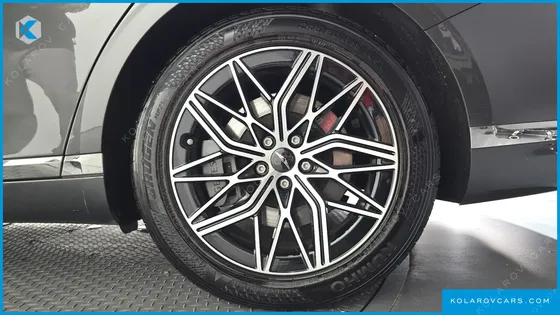 GENESIS G90 GASOLINE 3.5 TURBO AWD