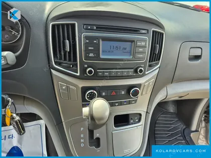 HYUNDAI STAREX VAN 3-SEATER