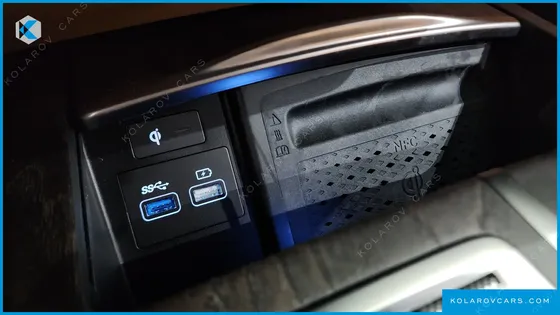 GENESIS G80 GASOLINE 2.5 TURBO 2WD
